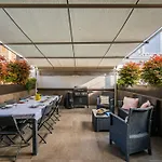 Apartment Terrazza D'oro - Large Terrace And Free Parking