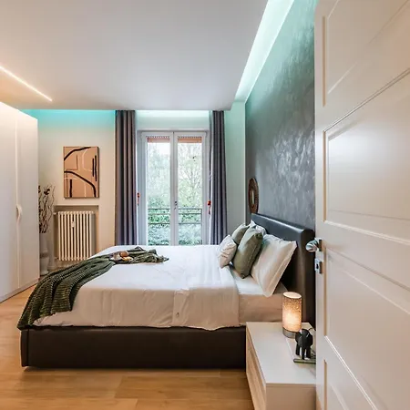 Apartment Terrazza D'oro - Large Terrace And Free Parking *